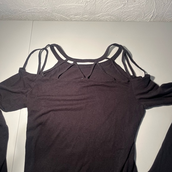 Fabletics Black Cut Out Long Sleeve Shirt Size XS - Picture 3 of 4